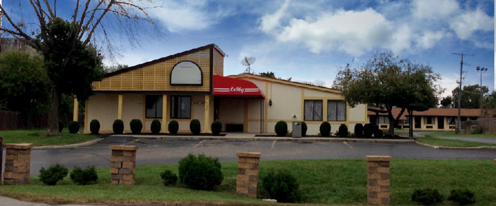 Budgetel Inn & Suites Columbus Exterior foto