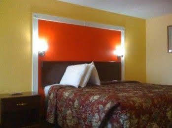 Budgetel Inn & Suites Columbus Exterior foto